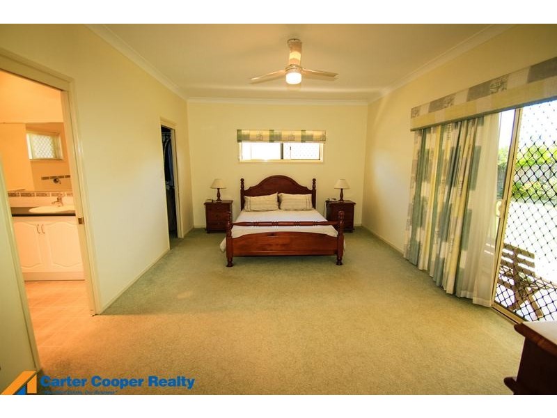 30 Gundesen Drive, Urraween QLD 4655
