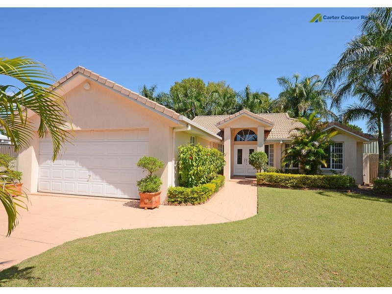 25 Lido Parade, Urangan QLD 4655