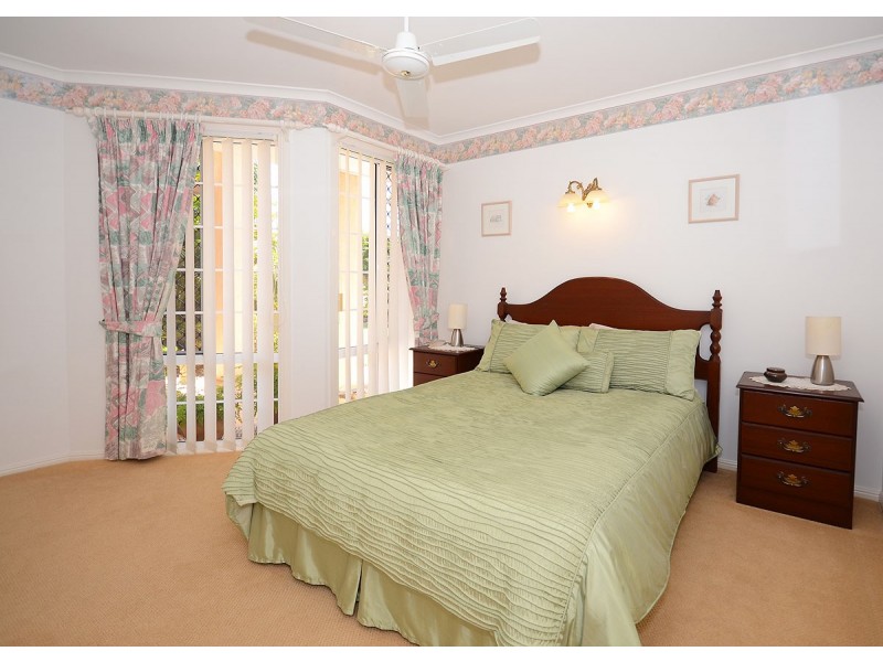 25 Lido Parade, Urangan QLD 4655