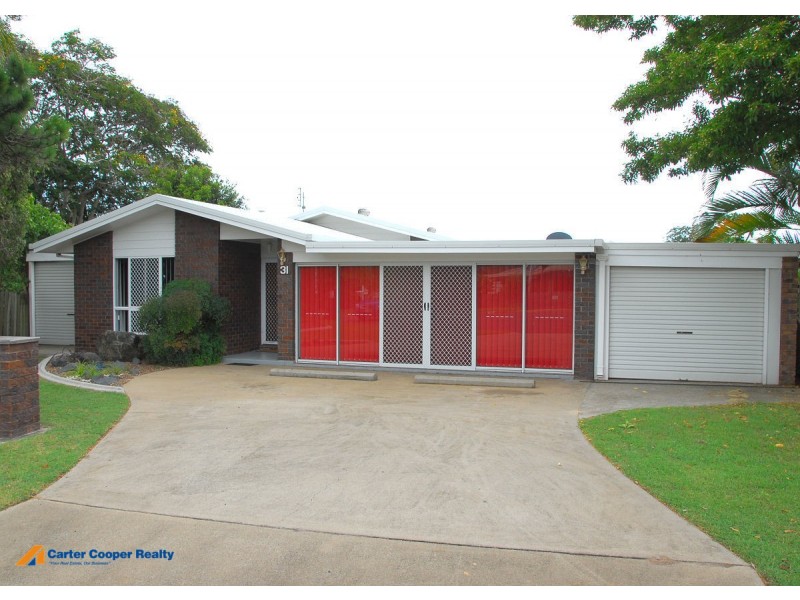 31 Christine Avenue, Torquay QLD 4655