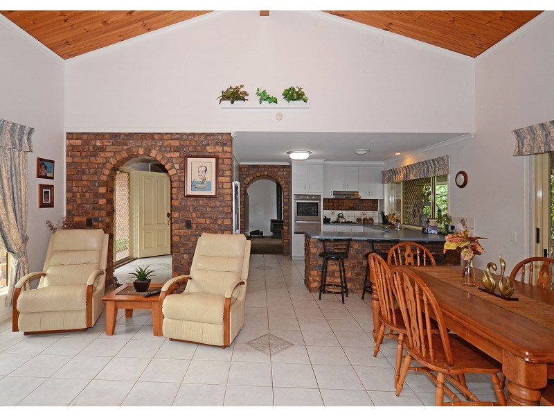 47 Kathleen Crescent, Wondunna QLD 4655