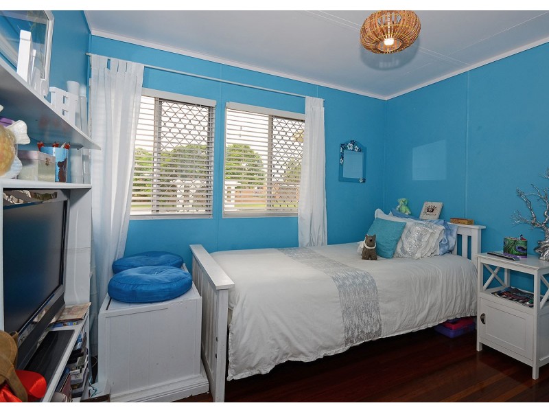 9 Keys Avenue, Torquay QLD 4655