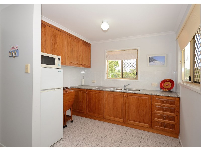 9 Keys Avenue, Torquay QLD 4655