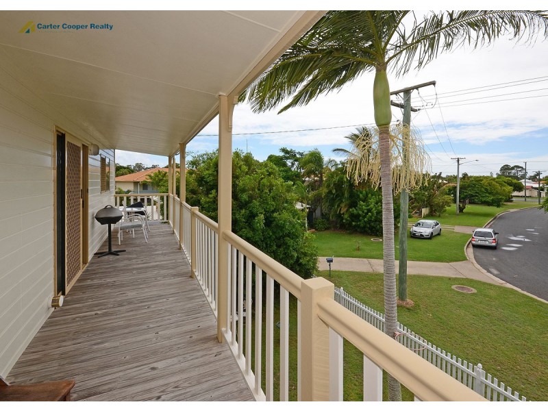 9 Keys Avenue, Torquay QLD 4655