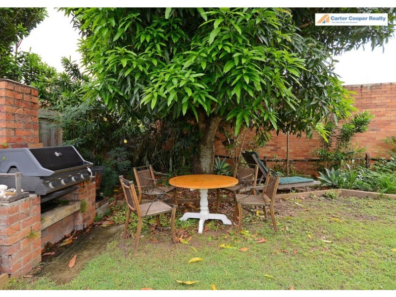 9 Keys Avenue, Torquay QLD 4655