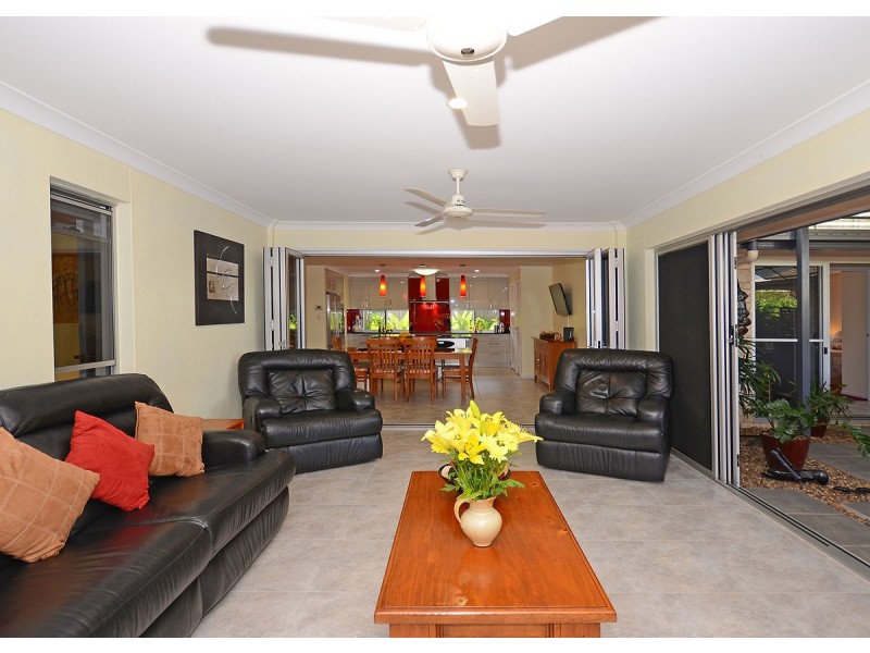 11 Bramble Court, Urraween QLD 4655