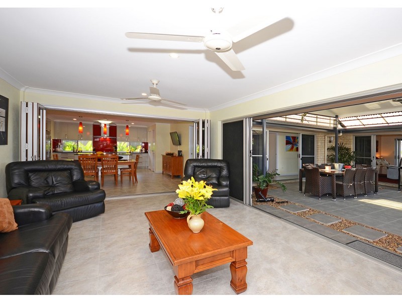 11 Bramble Court, Urraween QLD 4655