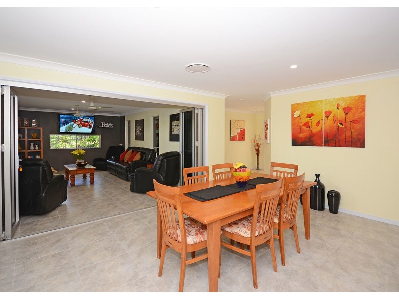 11 Bramble Court, Urraween QLD 4655