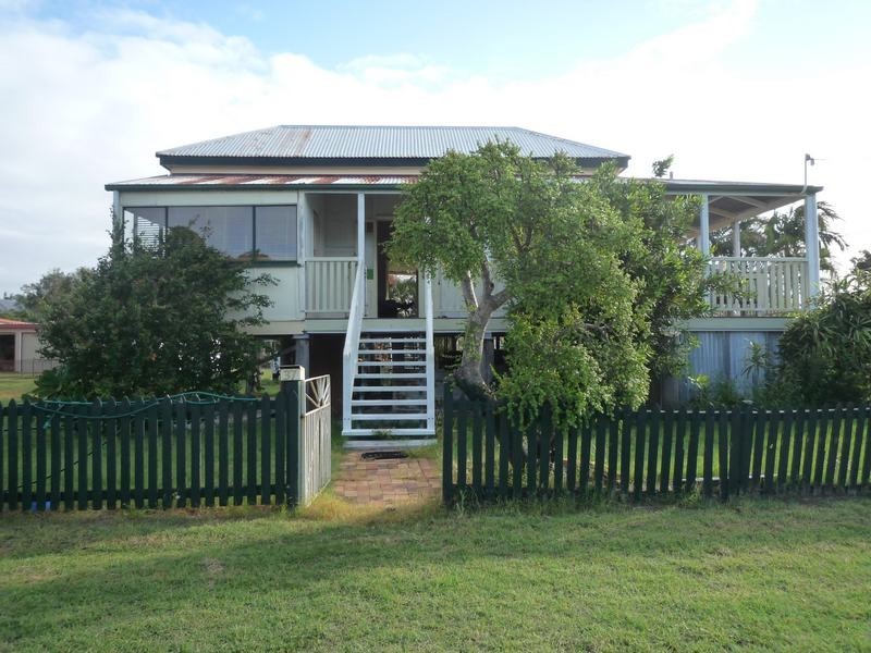 37 King Street, Urangan QLD 4655