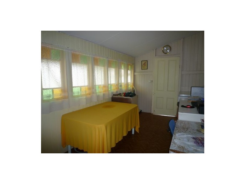 37 King Street, Urangan QLD 4655