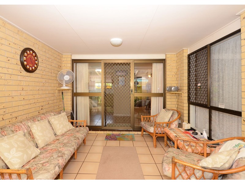 97 Cunningham Street, Urangan QLD 4655