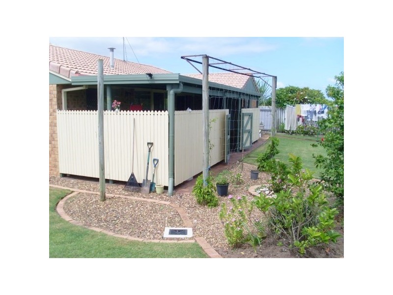 7 Cochrane Court, Torquay QLD 4655