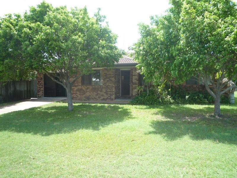 19 Arthur Street, Urangan QLD 4655