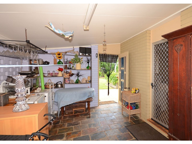 22 Eurong Avenue, Pialba QLD 4655