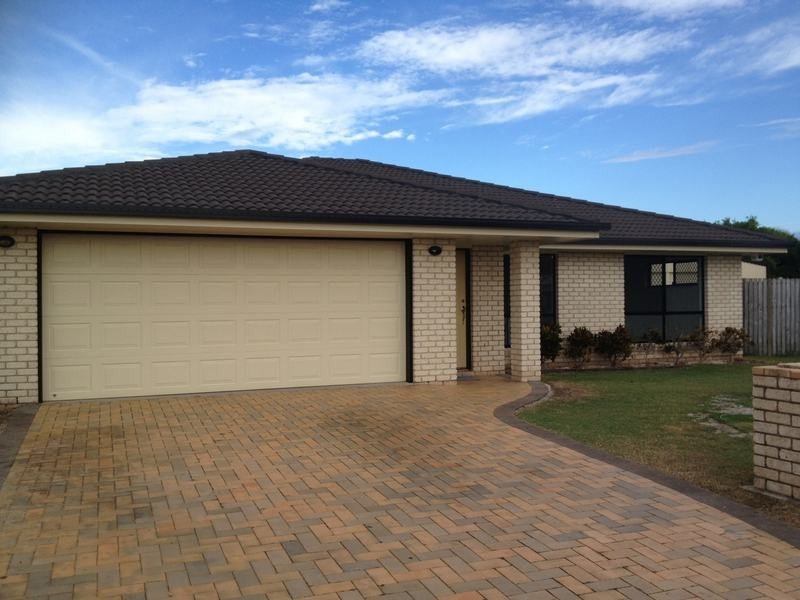 8 Arwon Close, Point Vernon QLD 4655