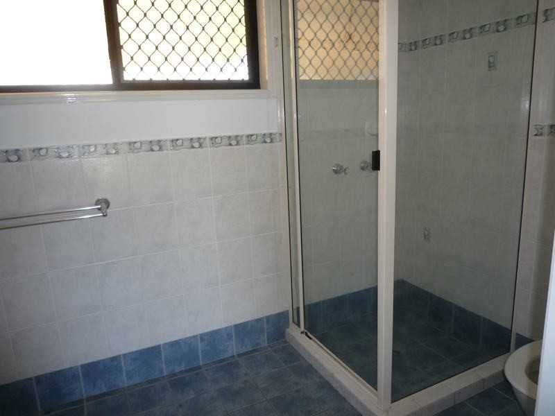 8 Arwon Close, Point Vernon QLD 4655