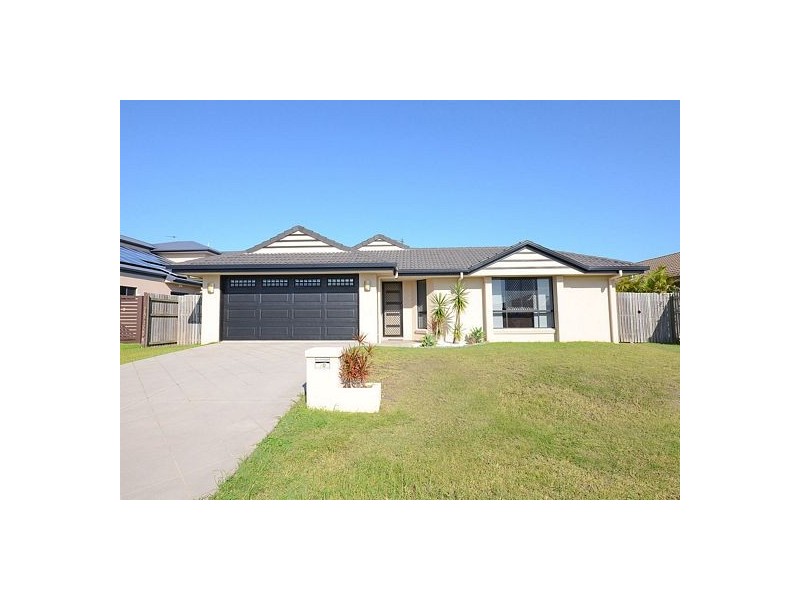 70 Endeavour Way, Eli Waters QLD 4655