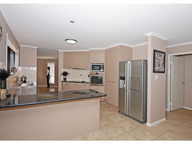 70 Endeavour Way, Eli Waters QLD 4655