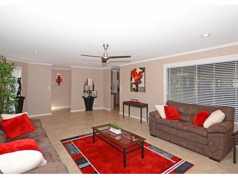 70 Endeavour Way, Eli Waters QLD 4655