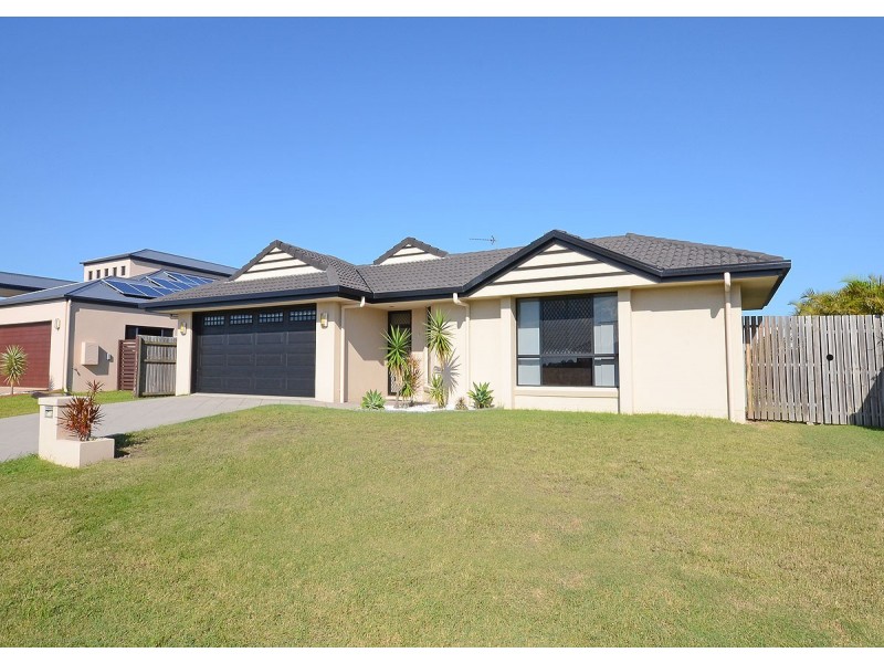 70 Endeavour Way, Eli Waters QLD 4655