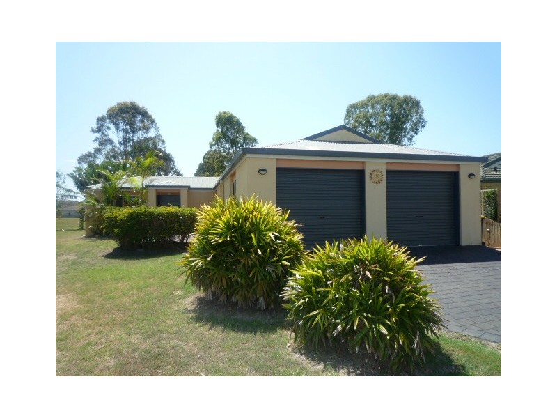 6 Lester Crescent, Torquay QLD 4655