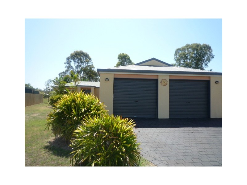 6 Lester Crescent, Torquay QLD 4655