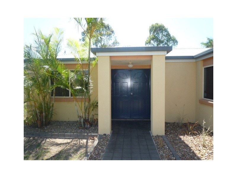 6 Lester Crescent, Torquay QLD 4655