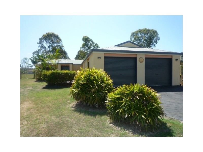 6 Lester Crescent, Torquay QLD 4655