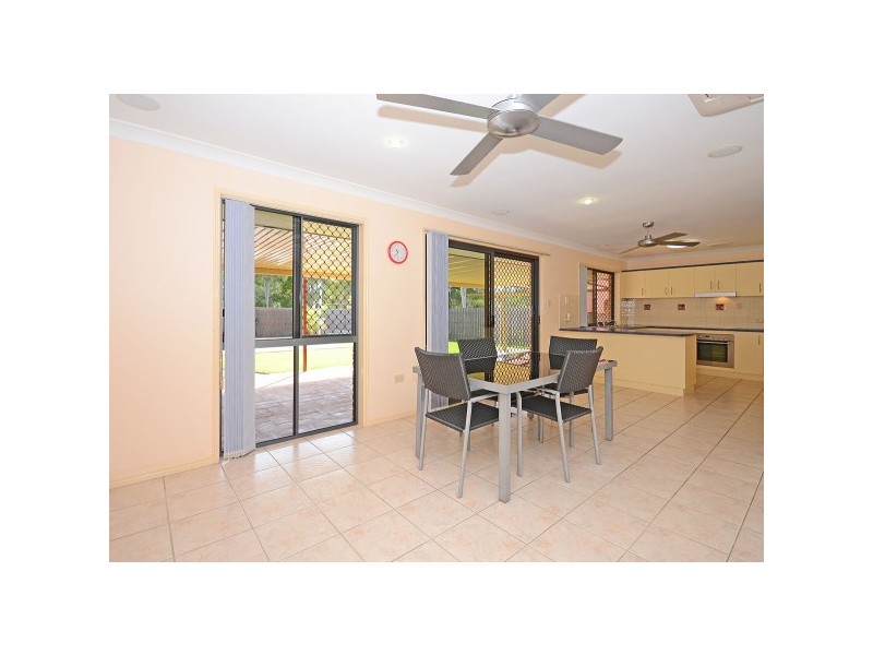 72 Snapper Street, Kawungan QLD 4655