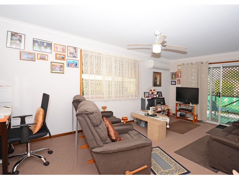 2 – 208 Elizabeth St, Urangan QLD 4655