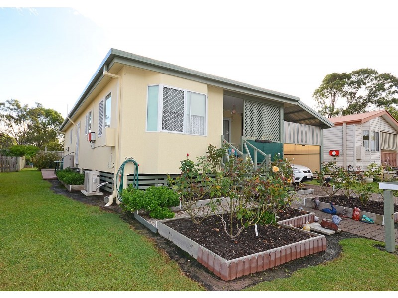 2 – 208 Elizabeth St, Urangan QLD 4655