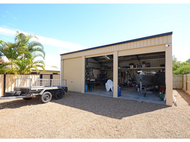 2 Collare Court, Urangan QLD 4655