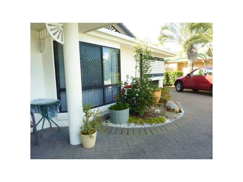 11 Thornbill Drive, Eli Waters QLD 4655