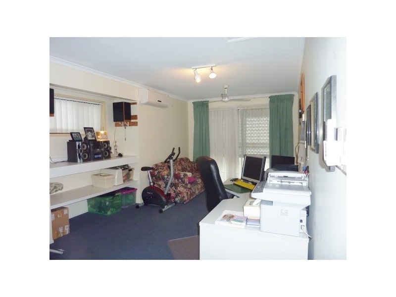 11 Thornbill Drive, Eli Waters QLD 4655