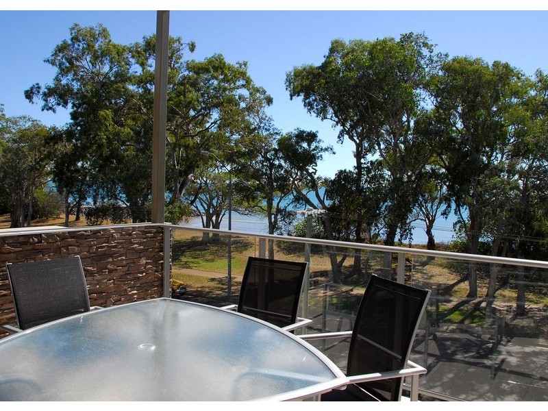 10/542 Esplanade, Urangan QLD 4655