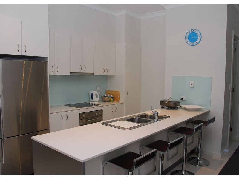 10/542 Esplanade, Urangan QLD 4655