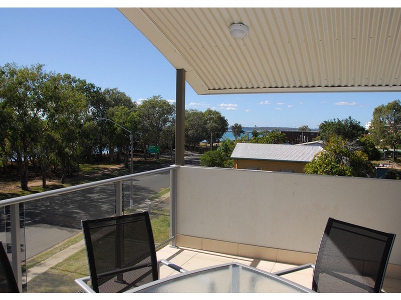 10/542 Esplanade, Urangan QLD 4655