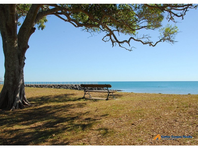 10/542 Esplanade, Urangan QLD 4655