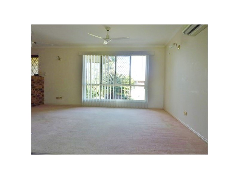 15 Wuruma Street, Scarness QLD 4655