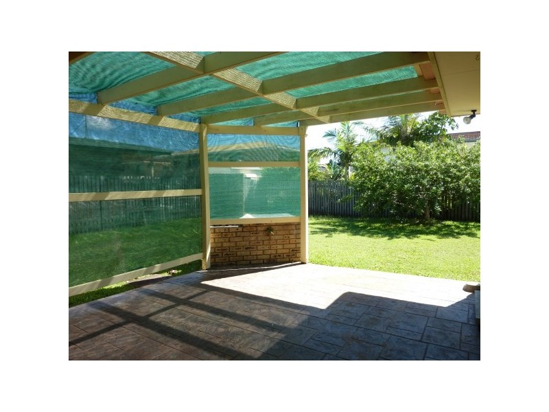 15 Wuruma Street, Scarness QLD 4655