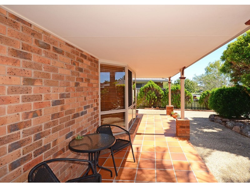 19 Vicki Parade, Torquay QLD 4655