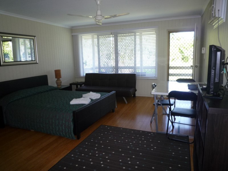 6/1 Shell Street, Urangan QLD 4655
