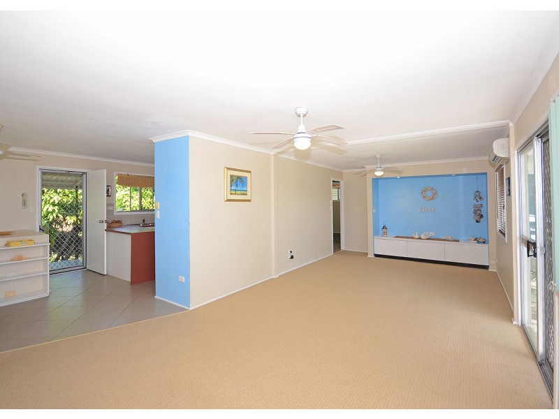 43 Totness Street, Torquay QLD 4655