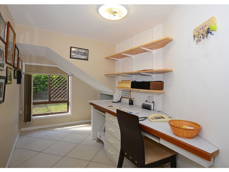 43 Totness Street, Torquay QLD 4655