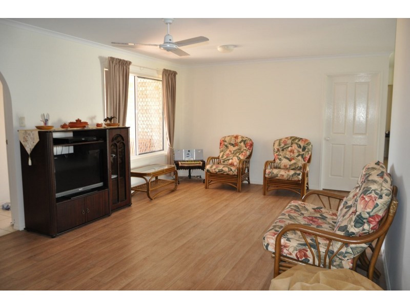 4 Spoonbill Way, Eli Waters QLD 4655