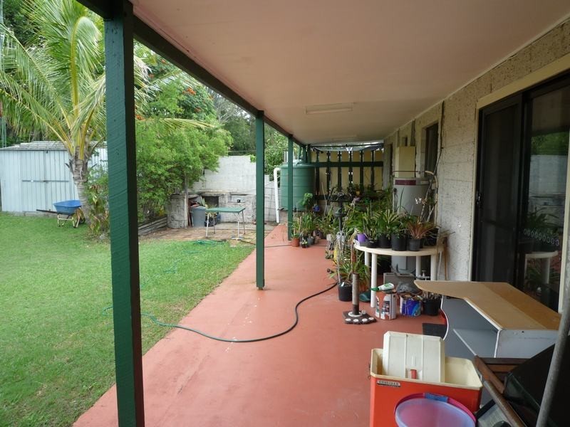 673 Boat Harbour Drive, Urangan QLD 4655