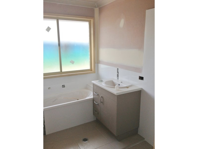 61 Hunter Street, Torbanlea QLD 4662