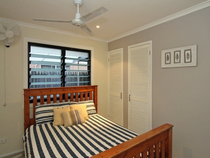 19 Richard Street, Urangan QLD 4655