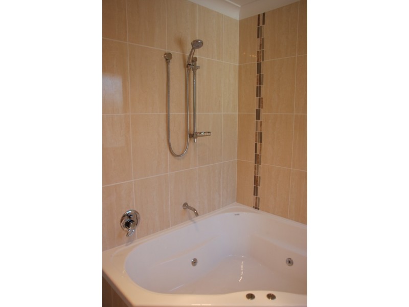 3/38 Tavistock Street, Torquay QLD 4655