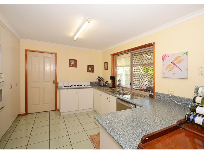 37 Thornbill Drive, Eli Waters QLD 4655